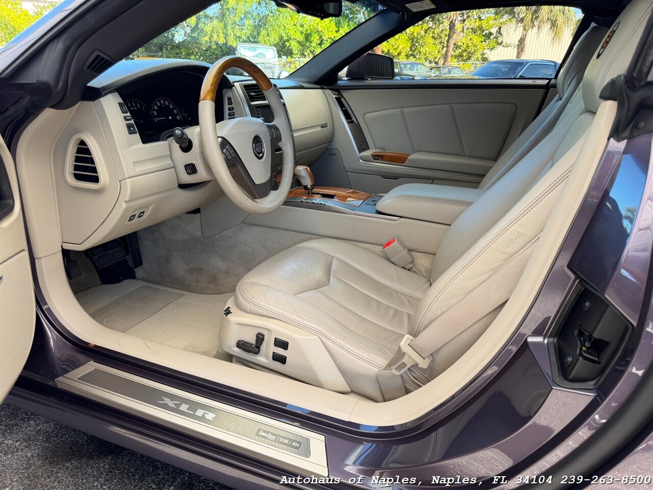 2004 Cadillac XLR Neiman Marcus Edition # 036 / 101   - Photo 19 - Naples, FL 34104