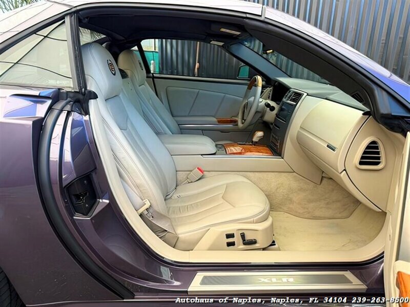 2004 Cadillac XLR Neiman Marcus Edition # 036 / 101 - Photo 27 - Naples, FL 34104