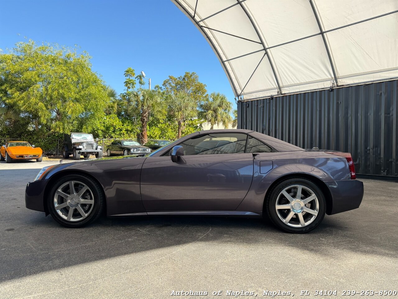 2004 Cadillac XLR Neiman Marcus Edition # 036 / 101   - Photo 6 - Naples, FL 34104