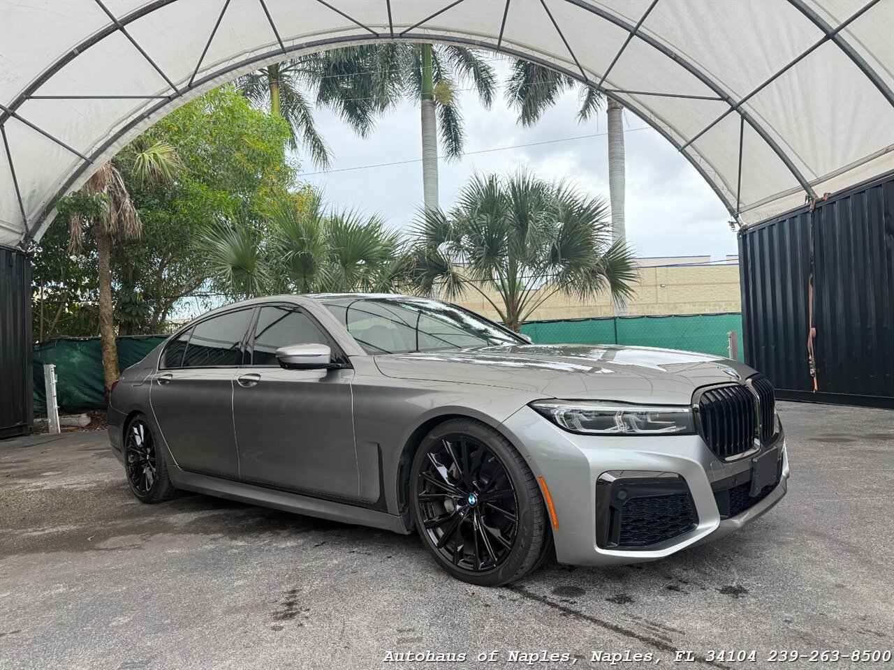 2021 BMW 740i xDrive   - Photo 1 - Naples, FL 34104