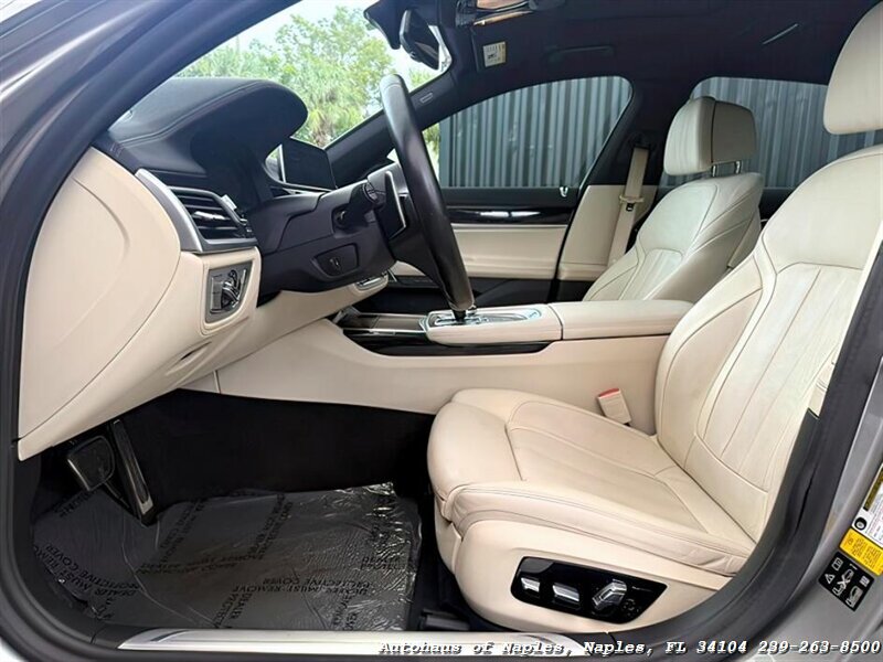 2021 BMW 740i xDrive   - Photo 17 - Naples, FL 34104