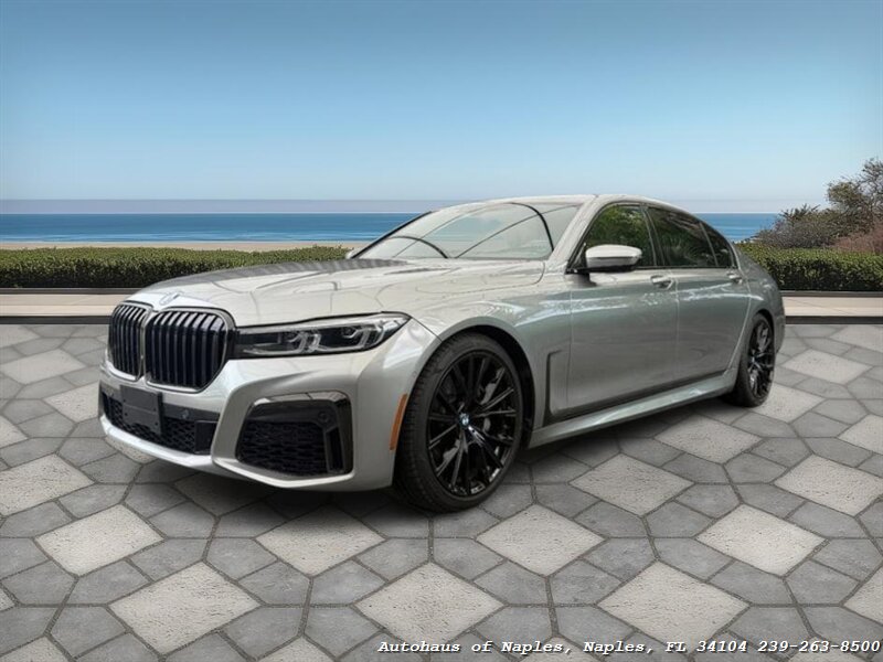 2021 BMW 740i xDrive   - Photo 4 - Naples, FL 34104