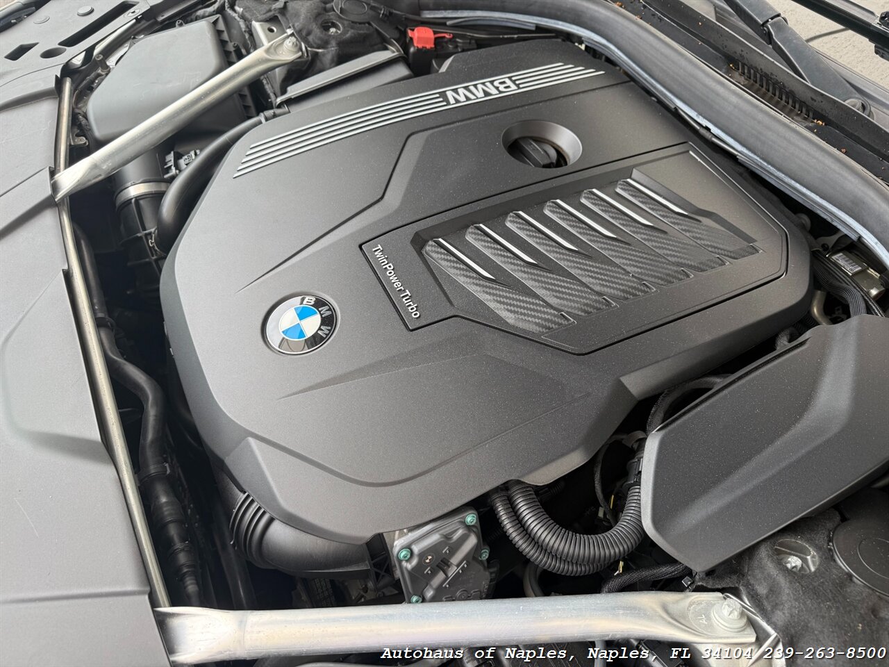 2021 BMW 740i xDrive   - Photo 15 - Naples, FL 34104