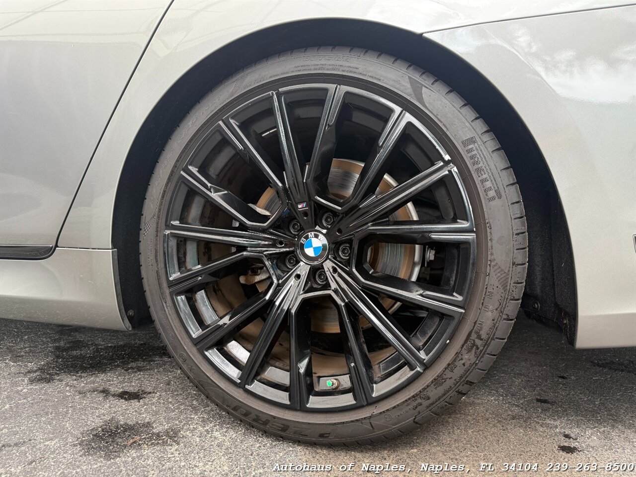 2021 BMW 740i xDrive   - Photo 12 - Naples, FL 34104
