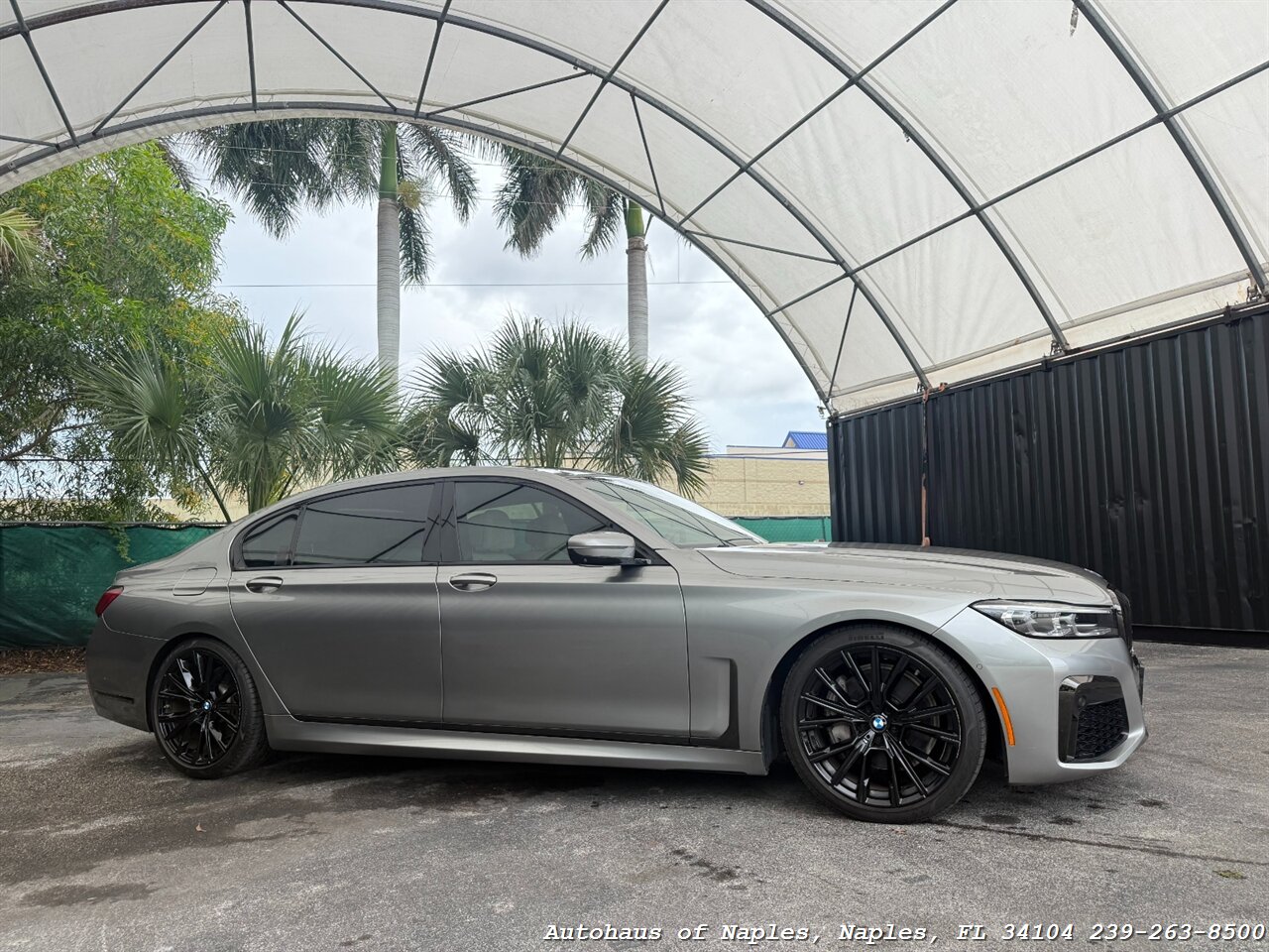 2021 BMW 740i xDrive   - Photo 2 - Naples, FL 34104