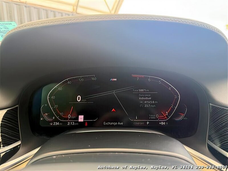 2021 BMW 740i xDrive   - Photo 33 - Naples, FL 34104