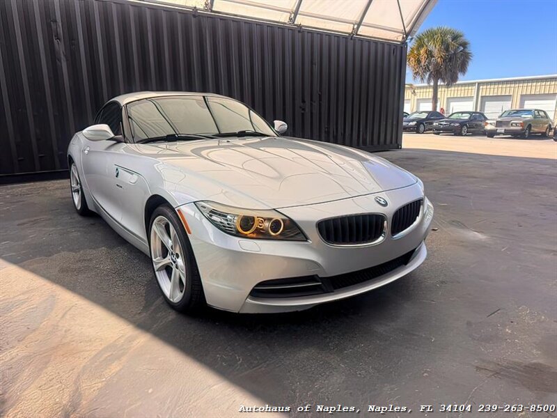 2011 BMW Z4 sDrive30i - Photo 3 - Naples, FL 34104