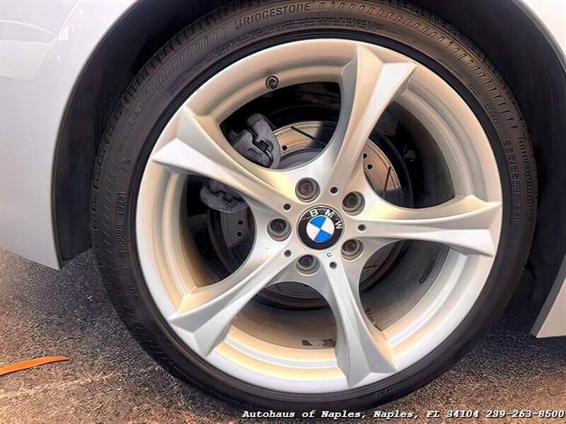 2011 BMW Z4 sDrive30i   - Photo 40 - Naples, FL 34104