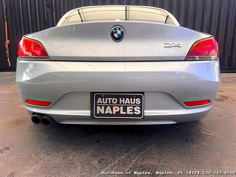 2011 BMW Z4 sDrive30i   - Photo 36 - Naples, FL 34104