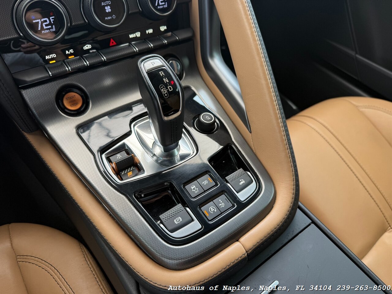 2017 Jaguar F-TYPE Convertible - Photo 29 - Naples, FL 34104