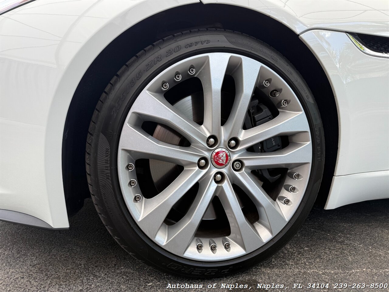 2017 Jaguar F-TYPE Convertible - Photo 12 - Naples, FL 34104
