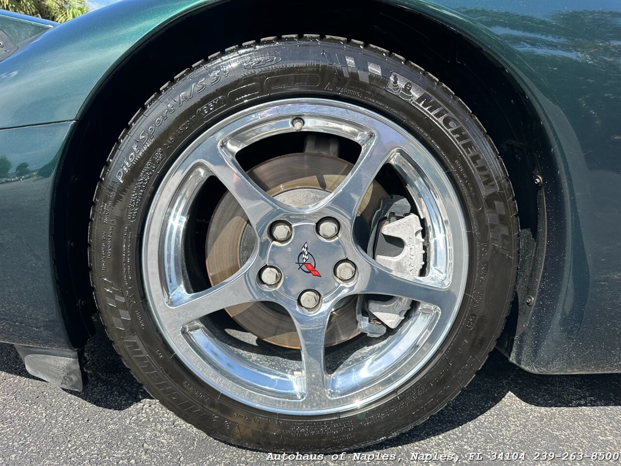 2001 Chevrolet Corvette   - Photo 9 - Naples, FL 34104