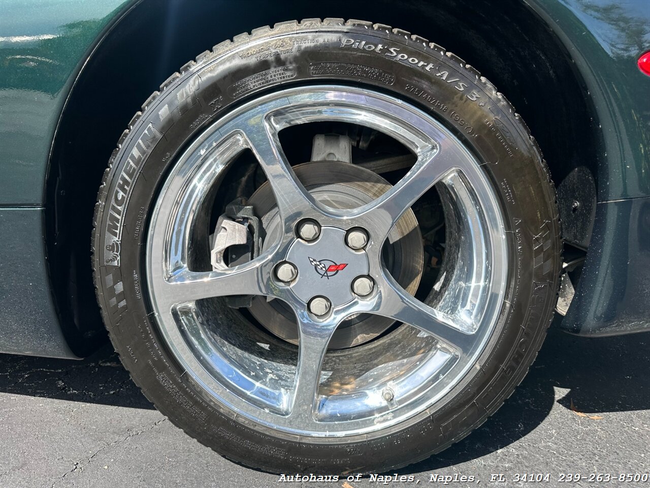 2001 Chevrolet Corvette   - Photo 10 - Naples, FL 34104