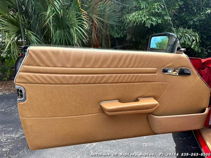 1986 Mercedes-Benz 560 SL w/ Hardtop - Photo 19 - Naples, FL 34104
