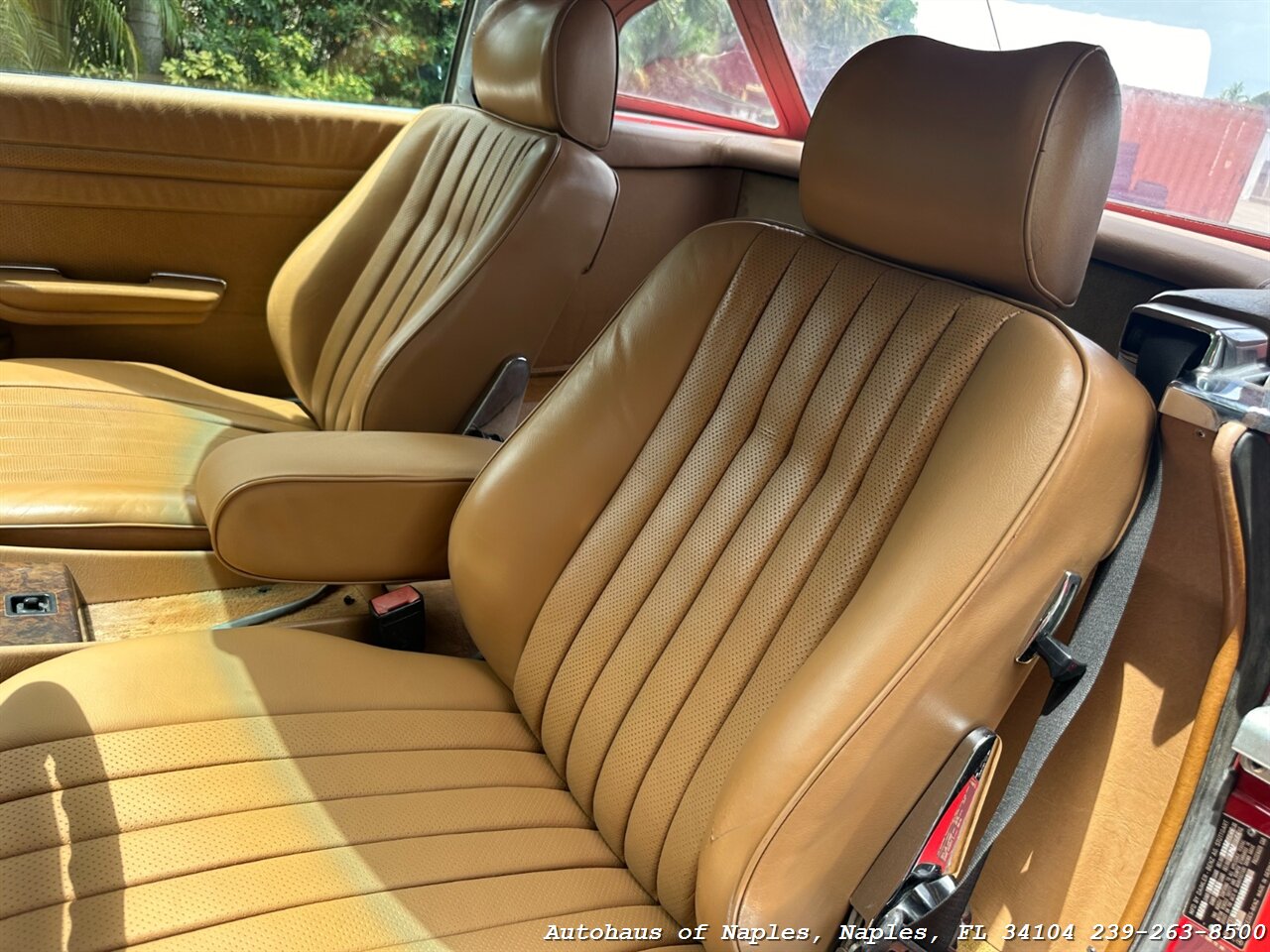 1986 Mercedes-Benz 560 SL w/ Hardtop   - Photo 18 - Naples, FL 34104