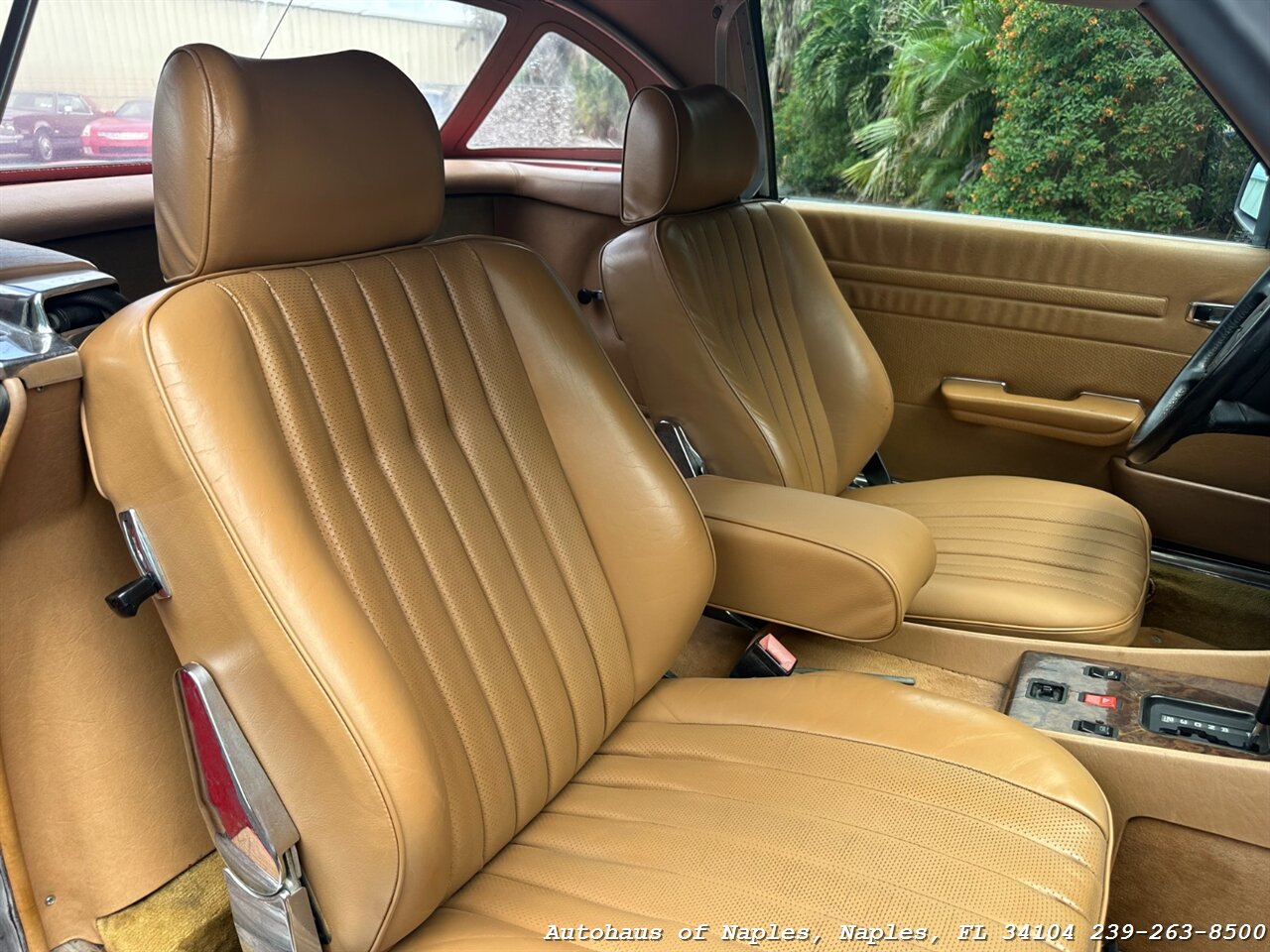 1986 Mercedes-Benz 560 SL w/ Hardtop   - Photo 22 - Naples, FL 34104