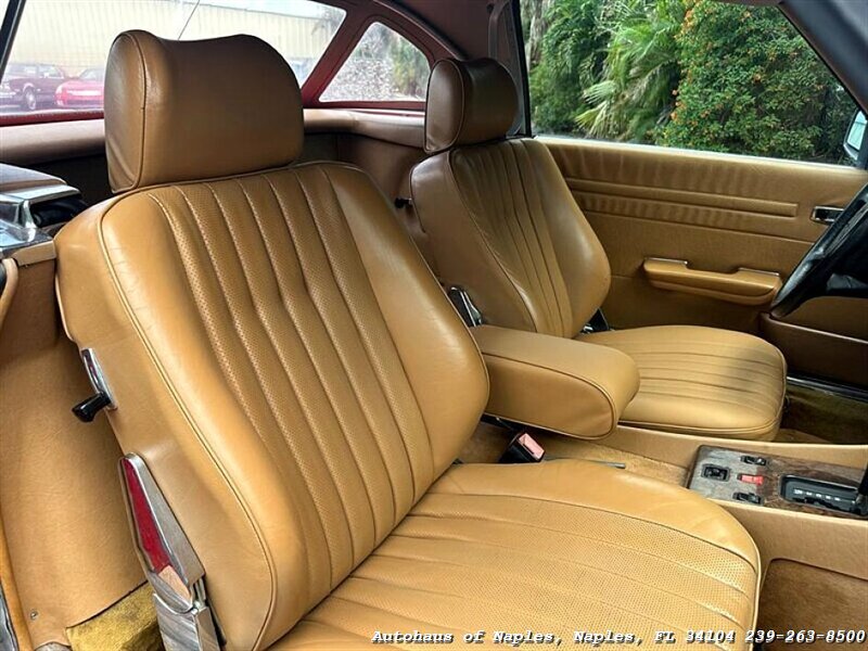 1986 Mercedes-Benz 560 SL w/ Hardtop - Photo 22 - Naples, FL 34104
