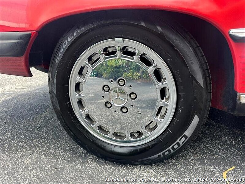 1986 Mercedes-Benz 560 SL w/ Hardtop - Photo 12 - Naples, FL 34104