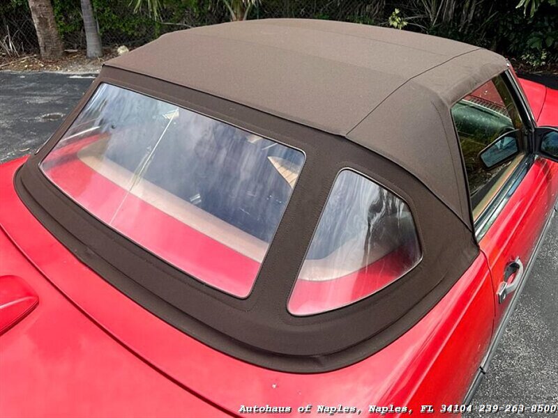 1986 Mercedes-Benz 560 SL w/ Hardtop - Photo 15 - Naples, FL 34104