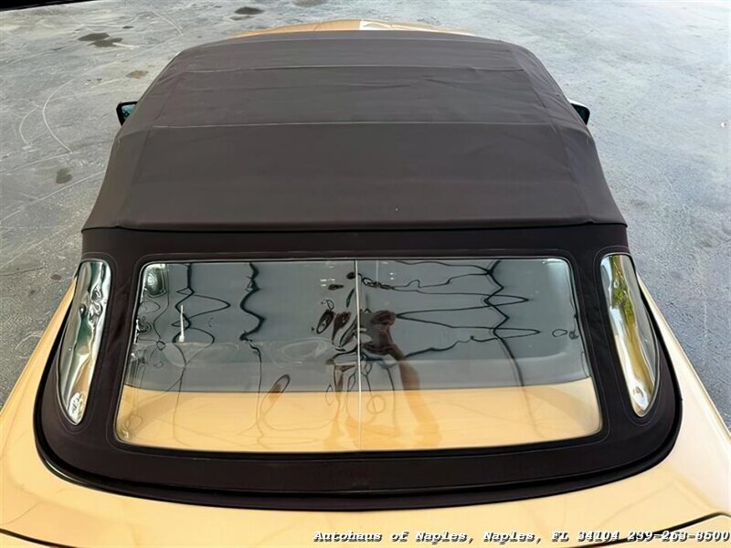 1988 Mercedes-Benz 560 SL   - Photo 19 - Naples, FL 34104