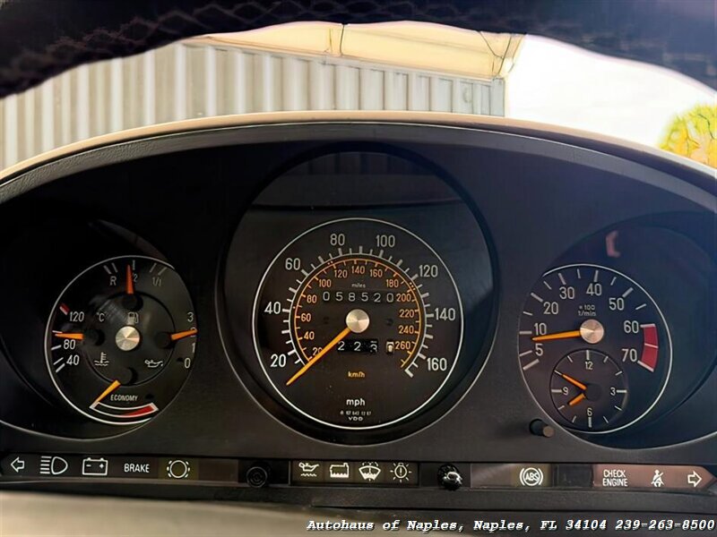 1988 Mercedes-Benz 560 SL   - Photo 69 - Naples, FL 34104