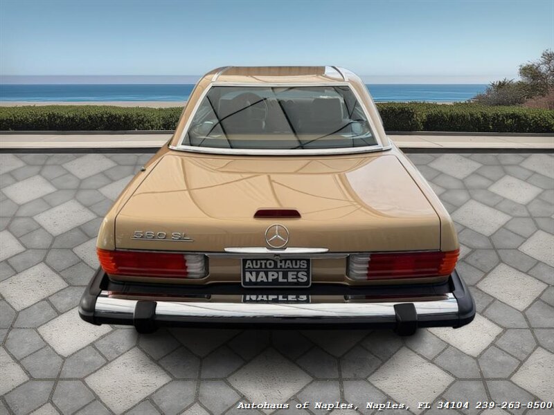 1988 Mercedes-Benz 560 SL   - Photo 31 - Naples, FL 34104