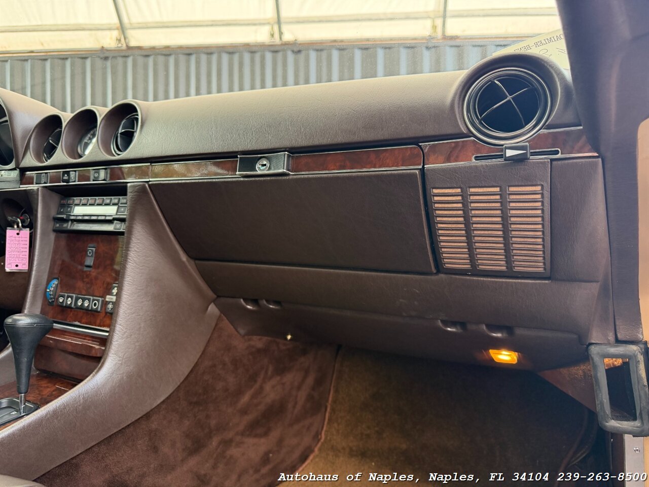 1988 Mercedes-Benz 560 SL   - Photo 65 - Naples, FL 34104