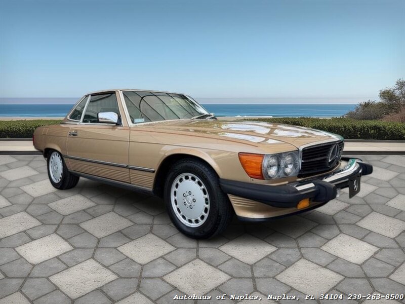 1988 Mercedes-Benz 560 SL   - Photo 28 - Naples, FL 34104