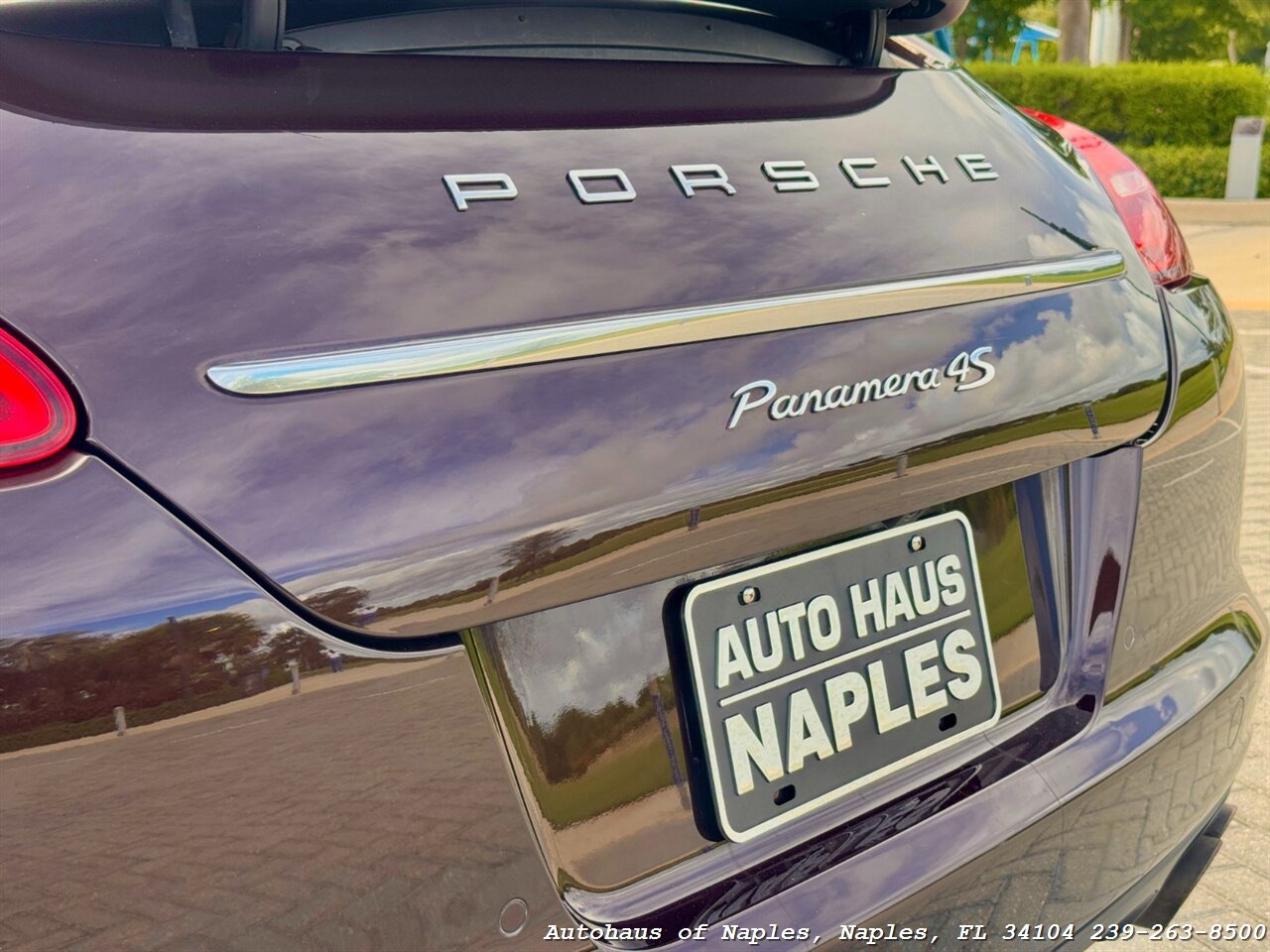2012 Porsche Panamera 4S - Photo 16 - Naples, FL 34104