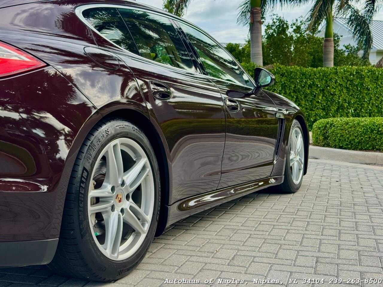 2012 Porsche Panamera 4S - Photo 15 - Naples, FL 34104