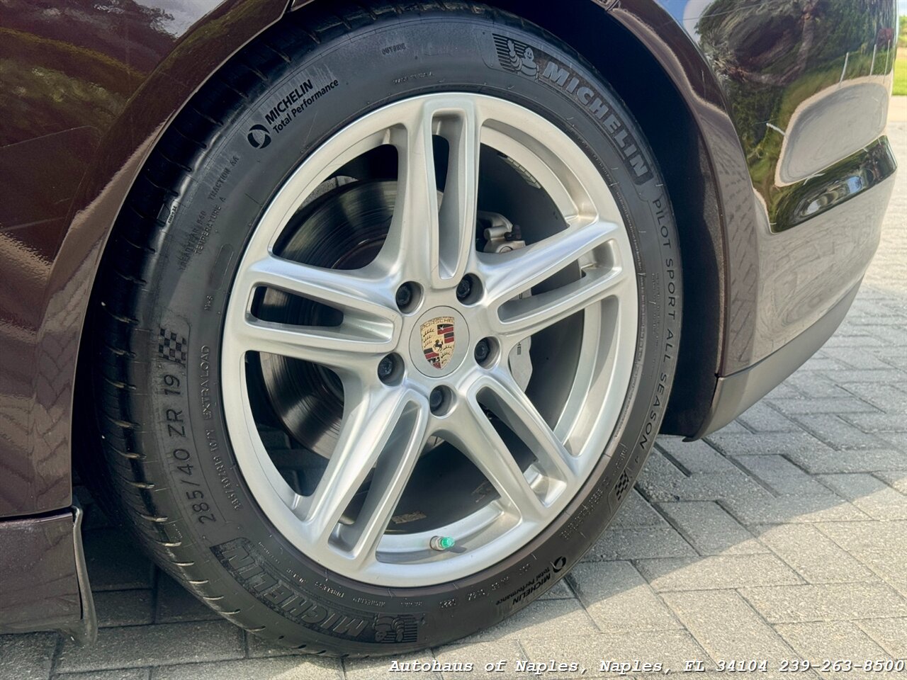 2012 Porsche Panamera 4S - Photo 22 - Naples, FL 34104