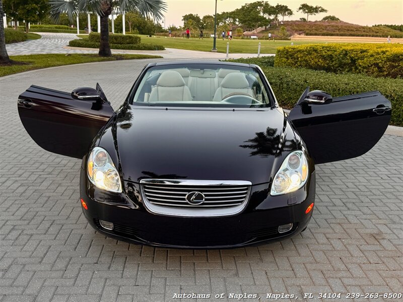 2002 Lexus SC 430  