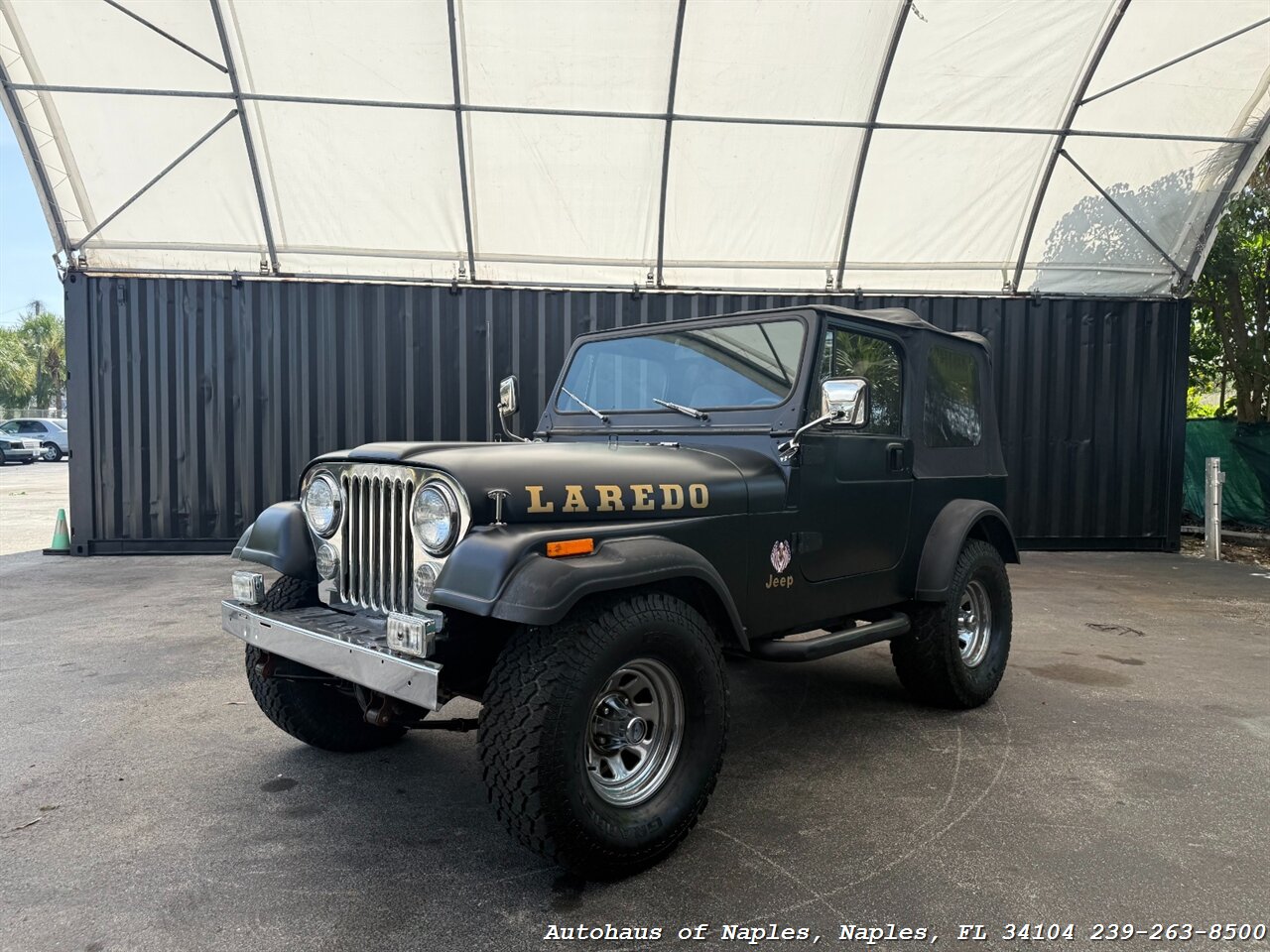 1984 Jeep CJ-7 2dr   - Photo 4 - Naples, FL 34104