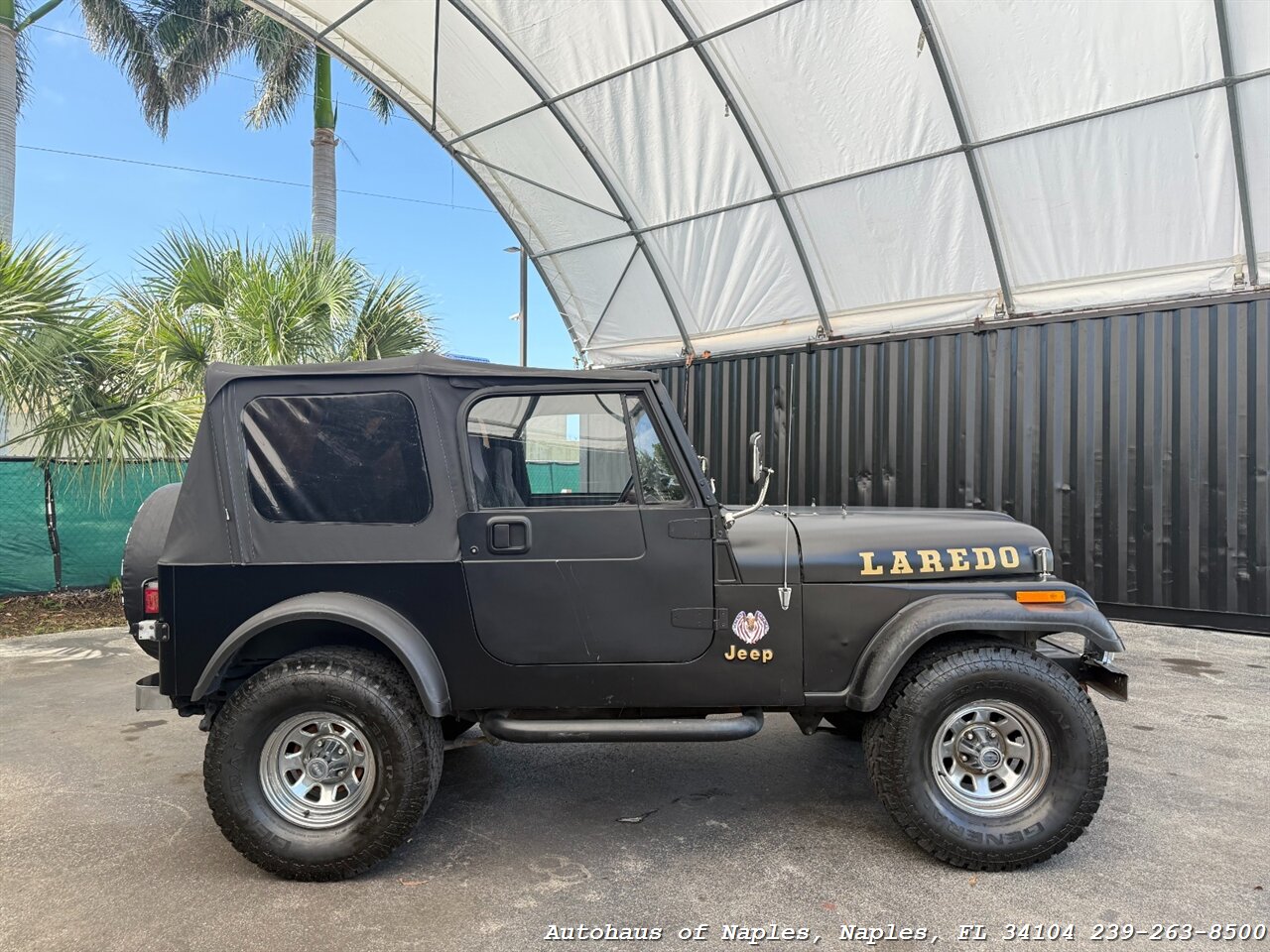1984 Jeep CJ-7 2dr   - Photo 9 - Naples, FL 34104