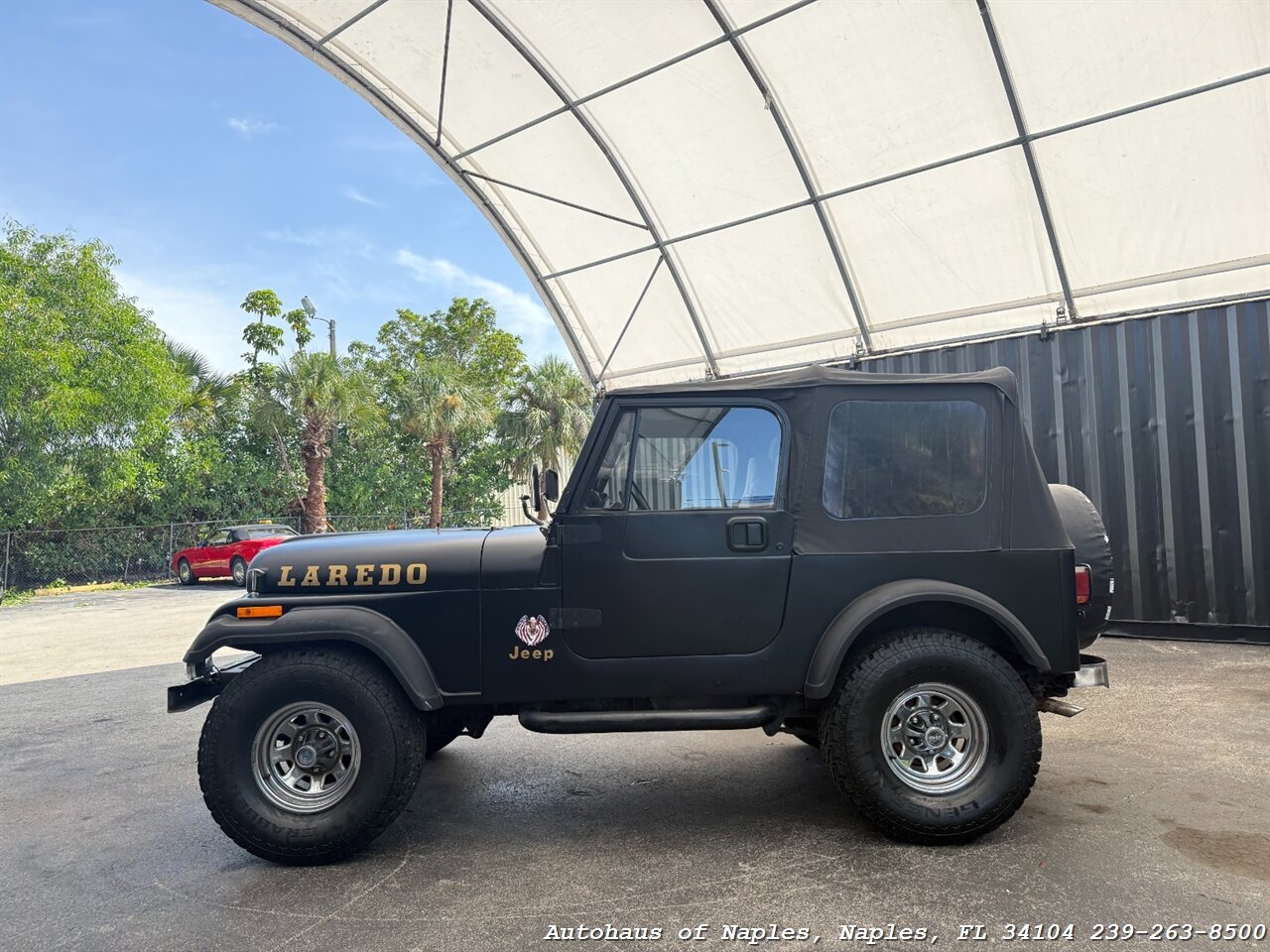 1984 Jeep CJ-7 2dr   - Photo 5 - Naples, FL 34104