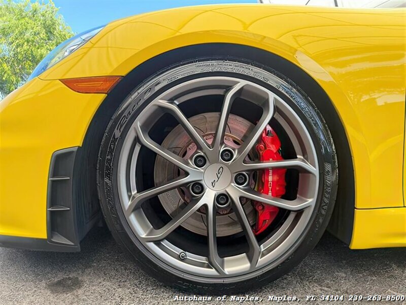 2020 Porsche 718 Cayman GT4   - Photo 13 - Naples, FL 34104