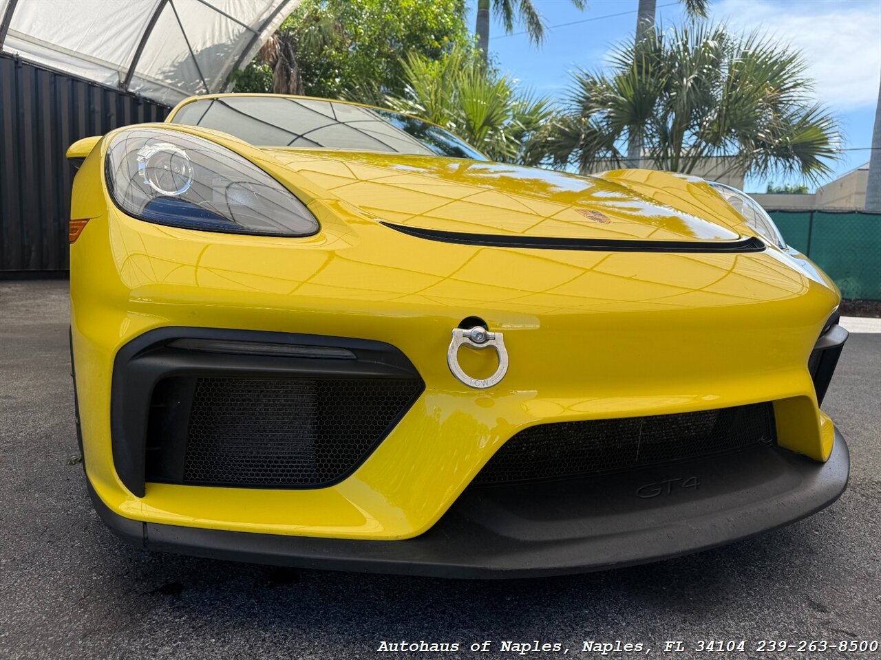 2020 Porsche 718 Cayman GT4 - Photo 16 - Naples, FL 34104