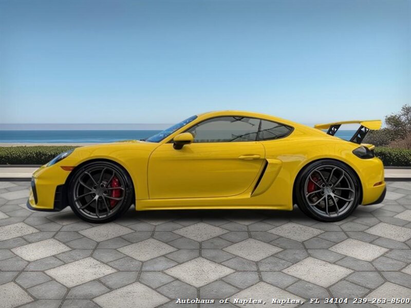 2020 Porsche 718 Cayman GT4   - Photo 5 - Naples, FL 34104