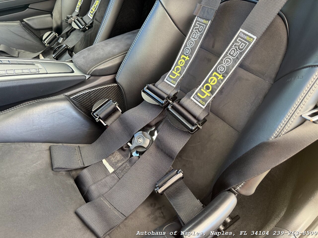 2020 Porsche 718 Cayman GT4 - Photo 24 - Naples, FL 34104