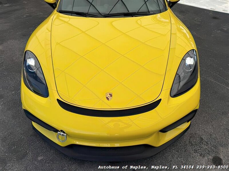 2020 Porsche 718 Cayman GT4   - Photo 18 - Naples, FL 34104