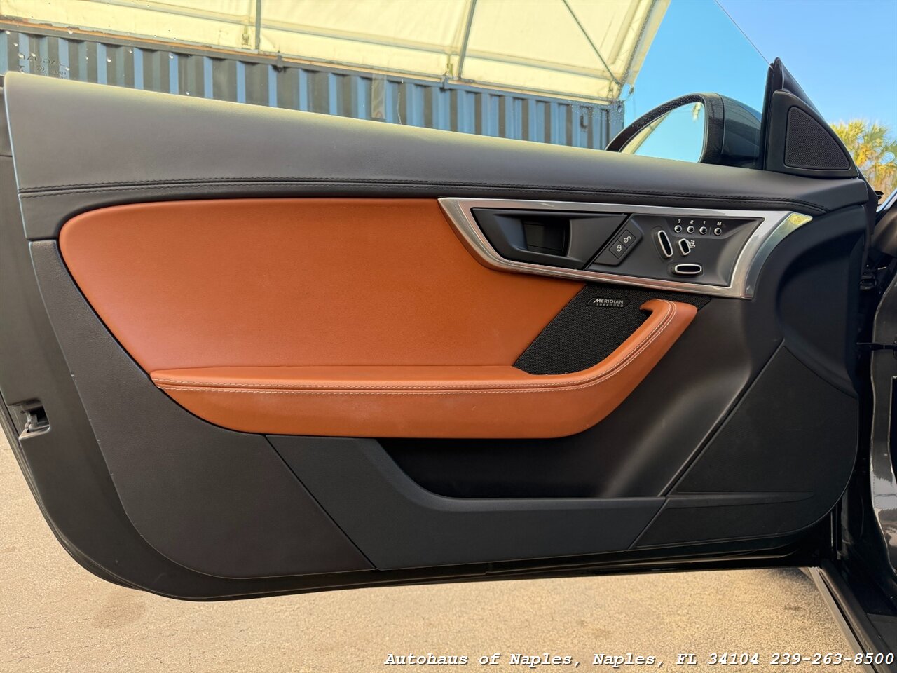 2019 Jaguar F-TYPE P340   - Photo 39 - Naples, FL 34104