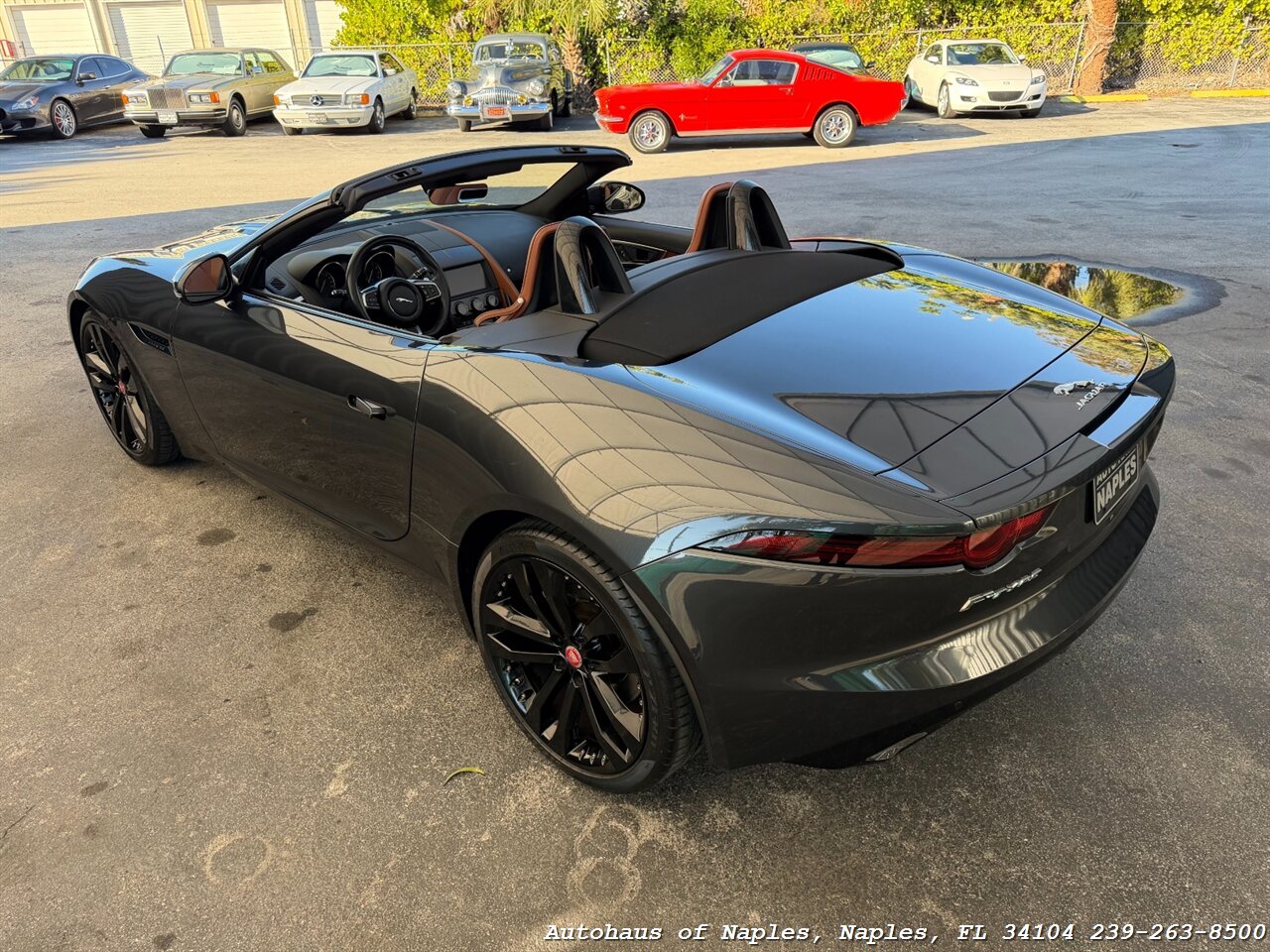 2019 Jaguar F-TYPE P340   - Photo 9 - Naples, FL 34104