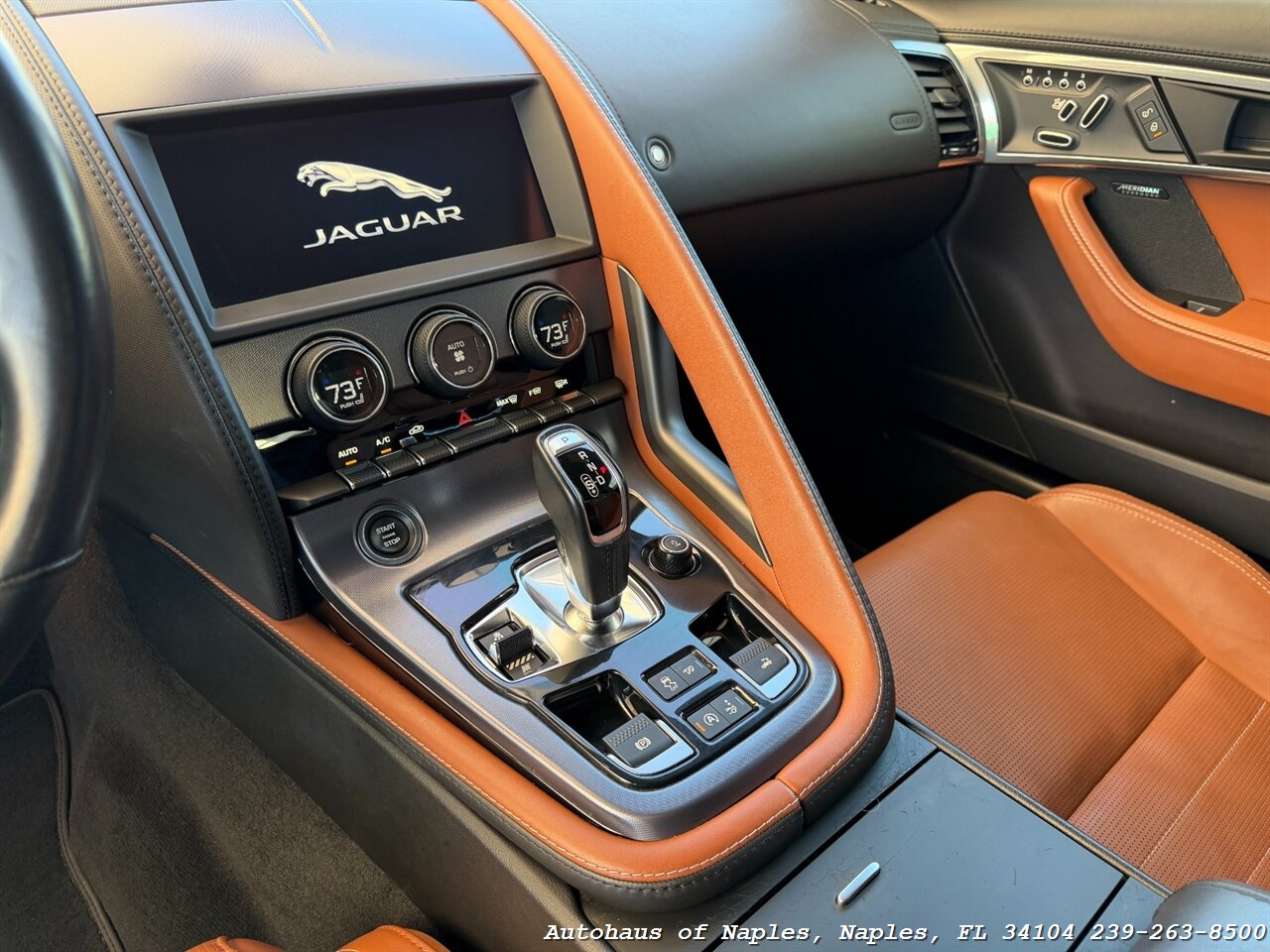 2019 Jaguar F-TYPE P340   - Photo 40 - Naples, FL 34104