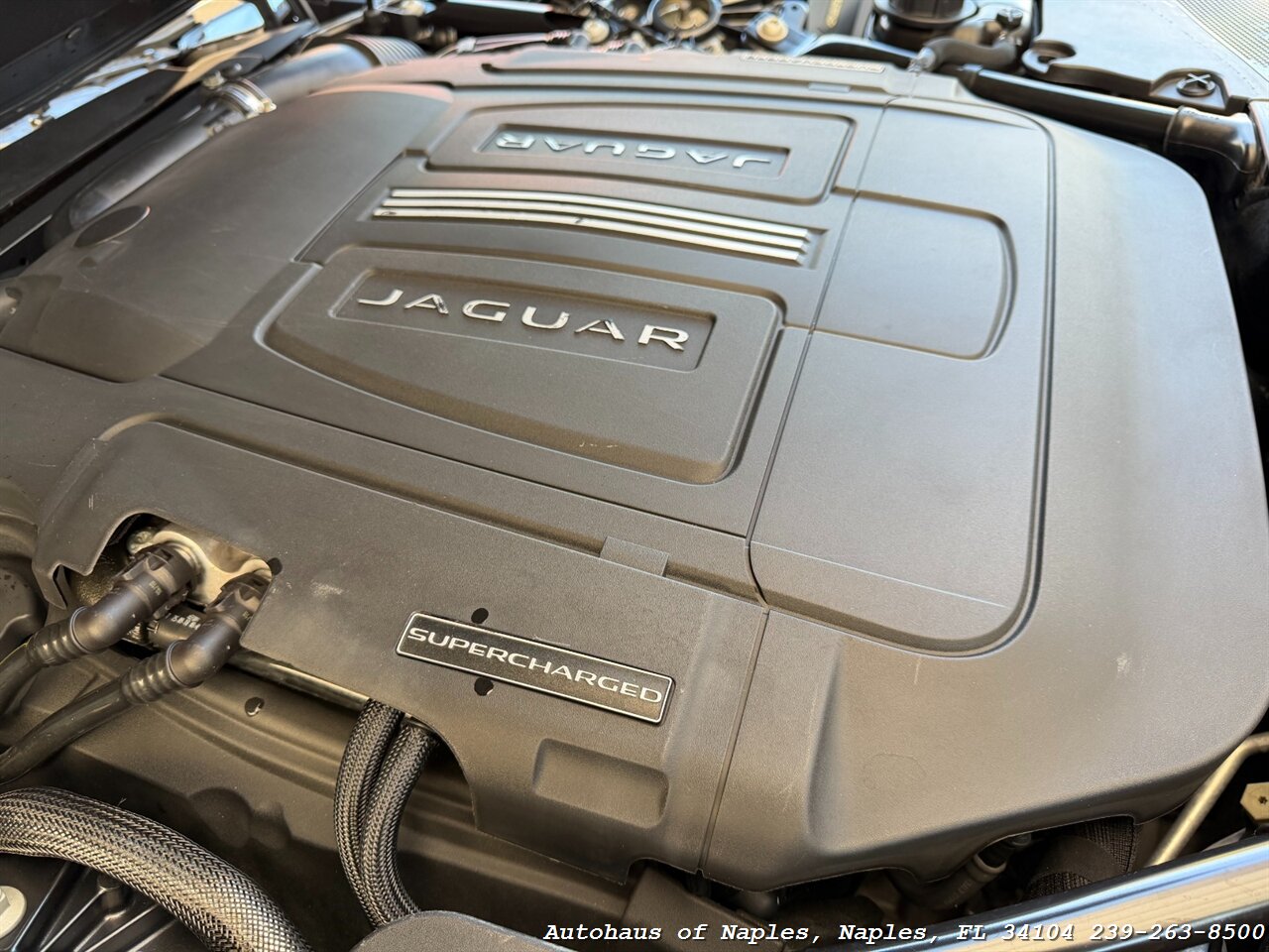 2019 Jaguar F-TYPE P340   - Photo 32 - Naples, FL 34104