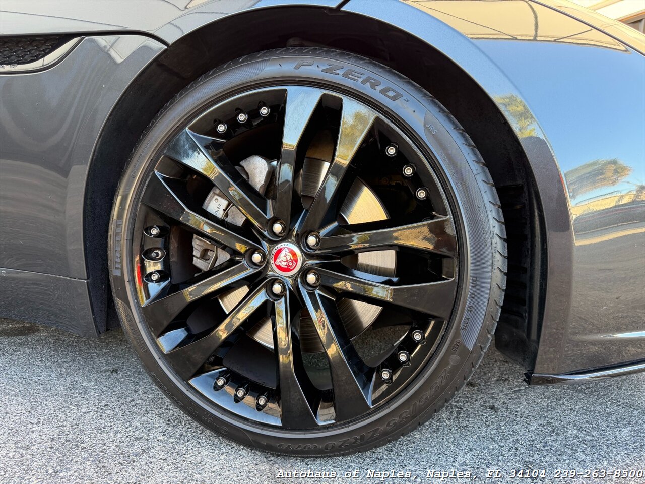 2019 Jaguar F-TYPE P340   - Photo 27 - Naples, FL 34104
