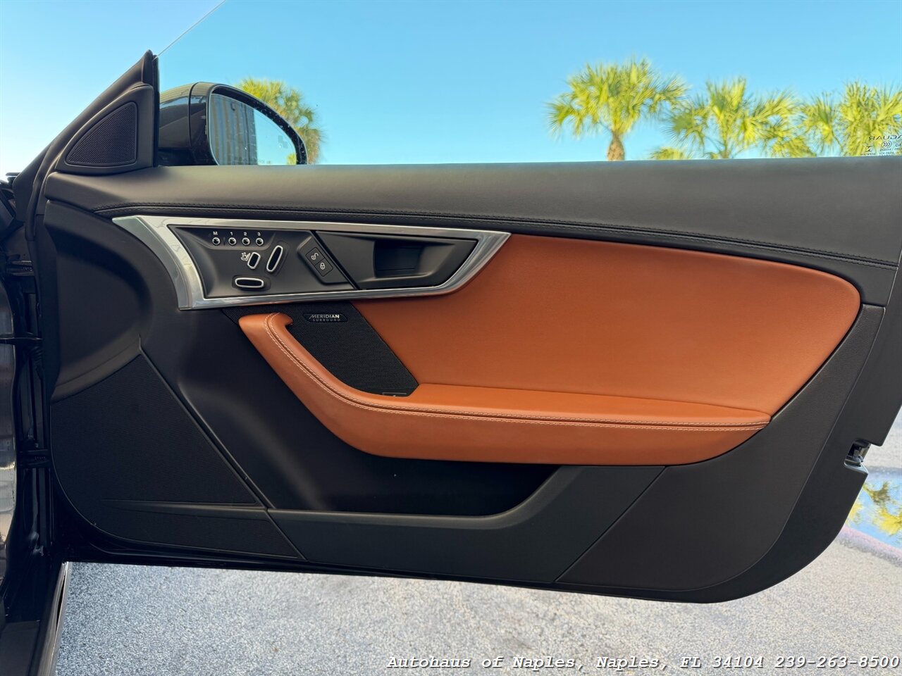 2019 Jaguar F-TYPE P340   - Photo 46 - Naples, FL 34104