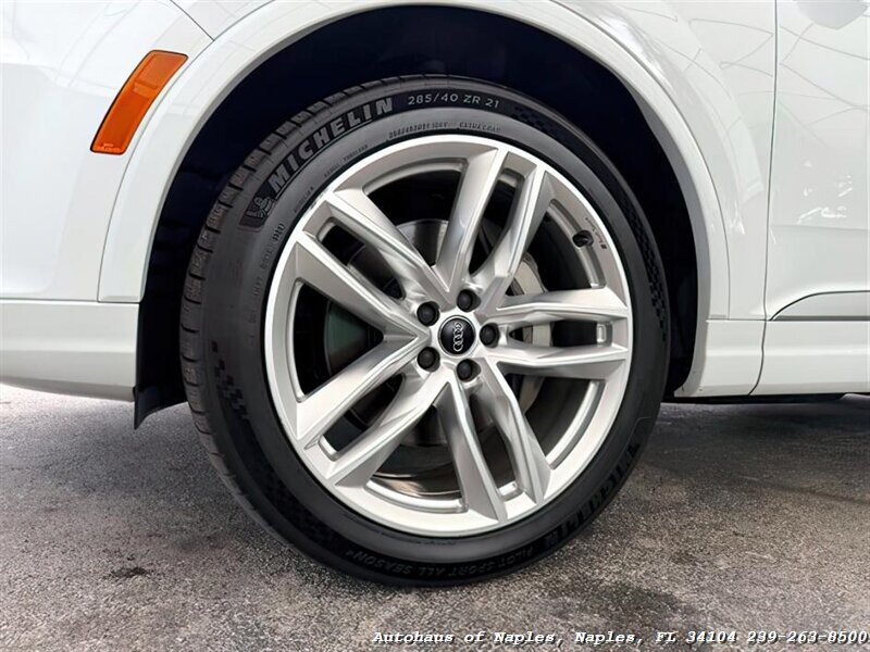 2018 Audi Q7 3.0T quattro Prestige - Photo 12 - Naples, FL 34104