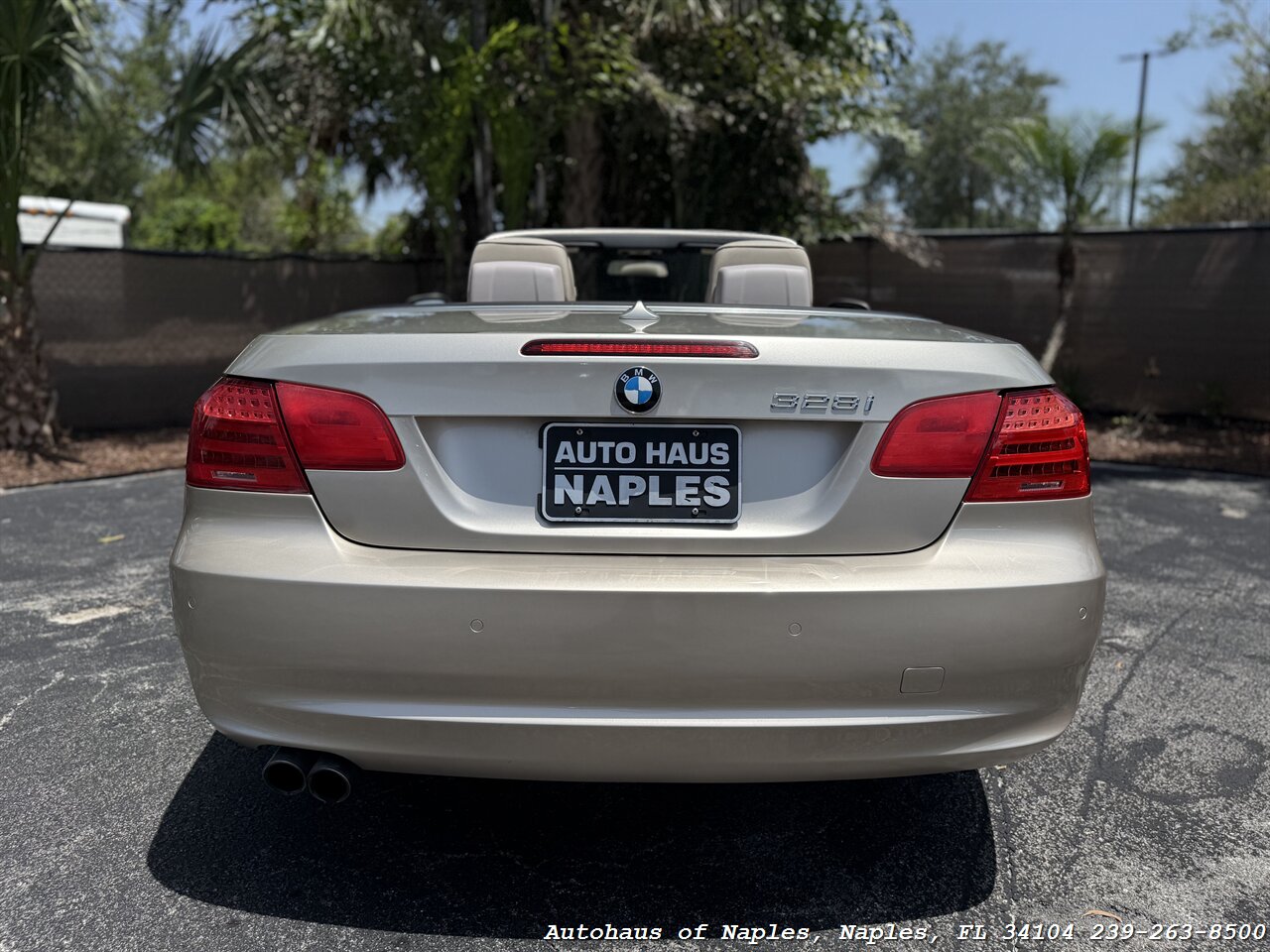 2012 BMW 328i - Photo 17 - Naples, FL 34104