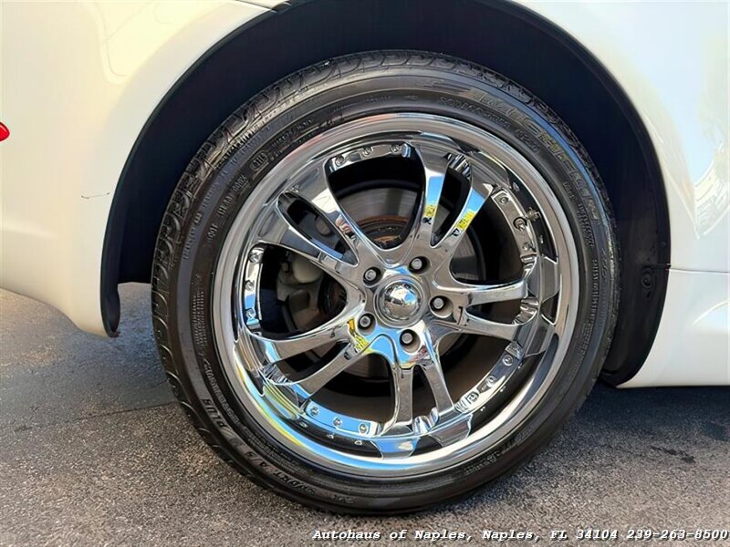 2003 Lexus SC 430   - Photo 11 - Naples, FL 34104