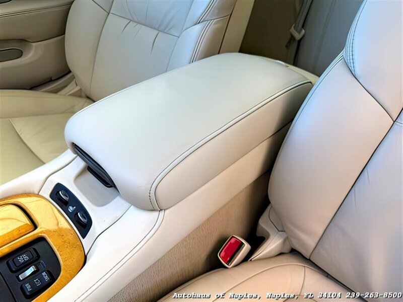 2003 Lexus SC 430   - Photo 23 - Naples, FL 34104